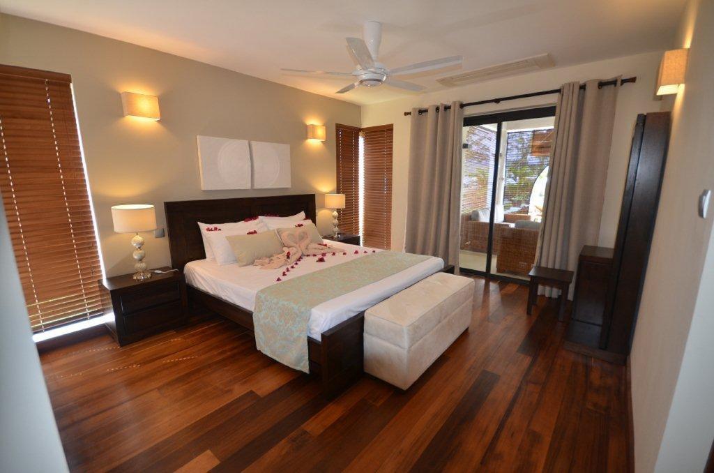 Olana Beachfront Apartments Rivière Noire Eksteriør billede